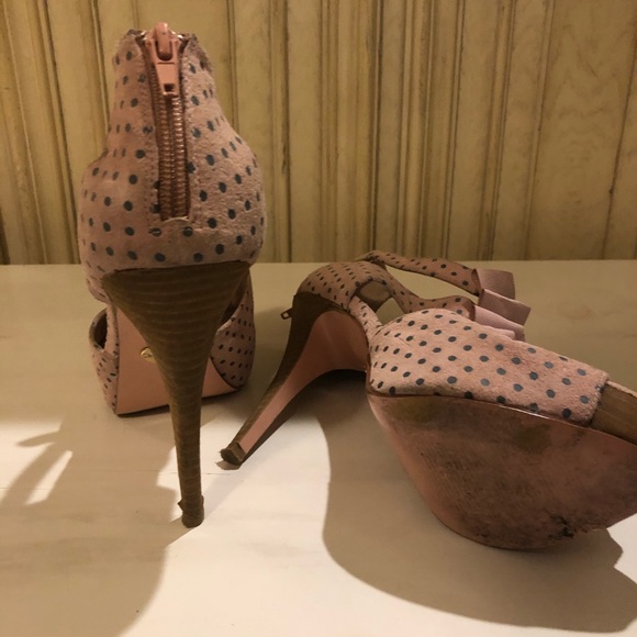 Betsey Johnson Polka Dot Heels - Picture 4 of 4